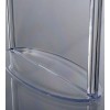 Expositor de mesa plexiglás, detalle de la base ovalada y la ranura de inserción