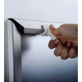 Klapprahmen mit breitem Aluminium-Sicherheitsprofil (42mm), 100% wasserdicht Klapprahmen mit breitem Aluminium-Sicherheitsprofil (42mm), 100% wasserdicht