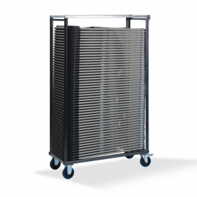 Chariot de transport avec 50 chaises pliantes en plastique