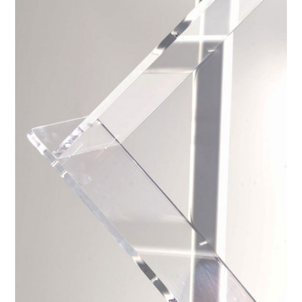Portafolletos Zig-Zag, detalle del ángulo y espesor del plexiglás transparente