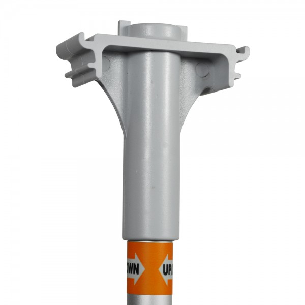 Pole head of the display that holds the clip-on graphic profiles